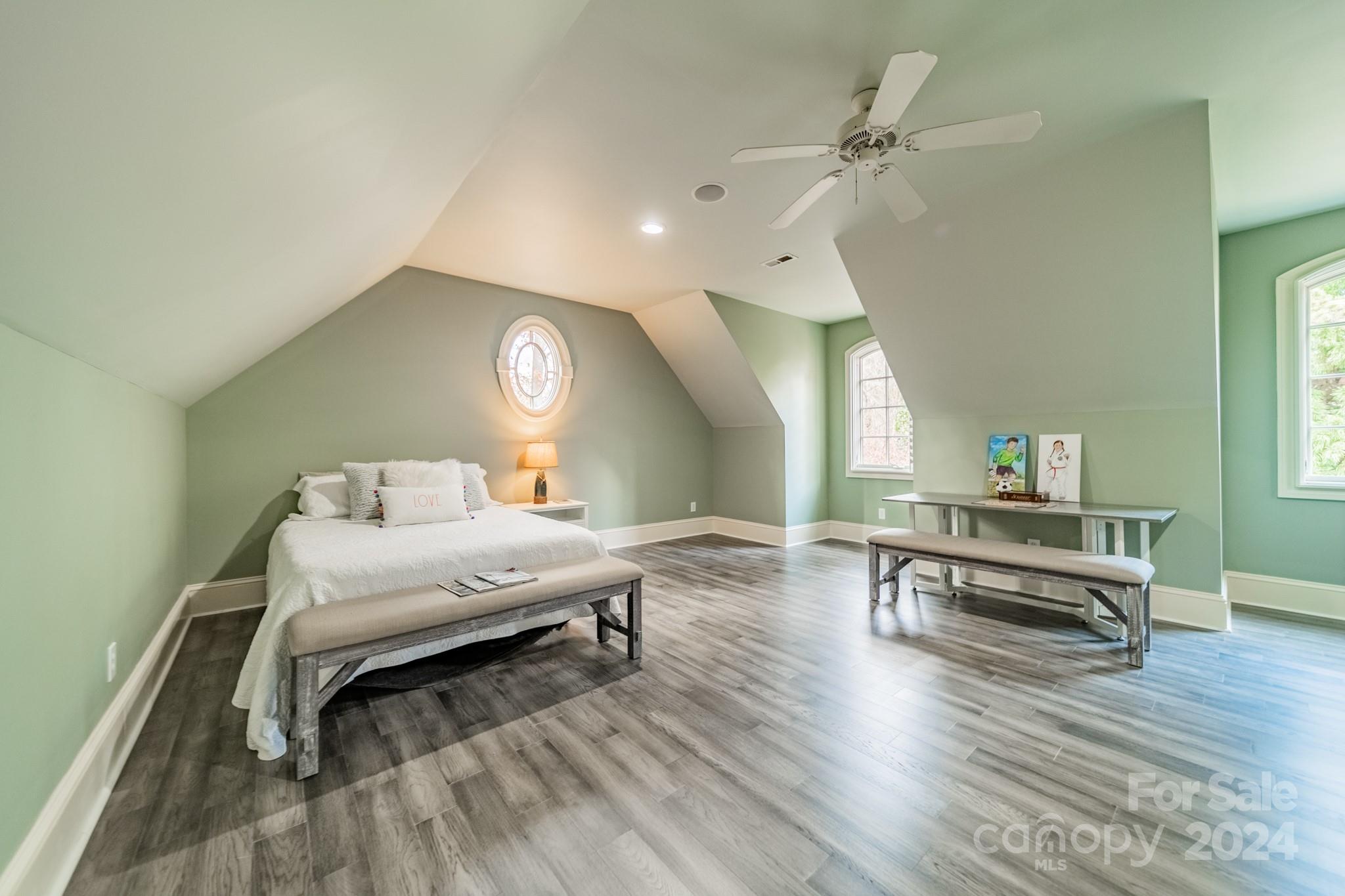 Sailview - Residential