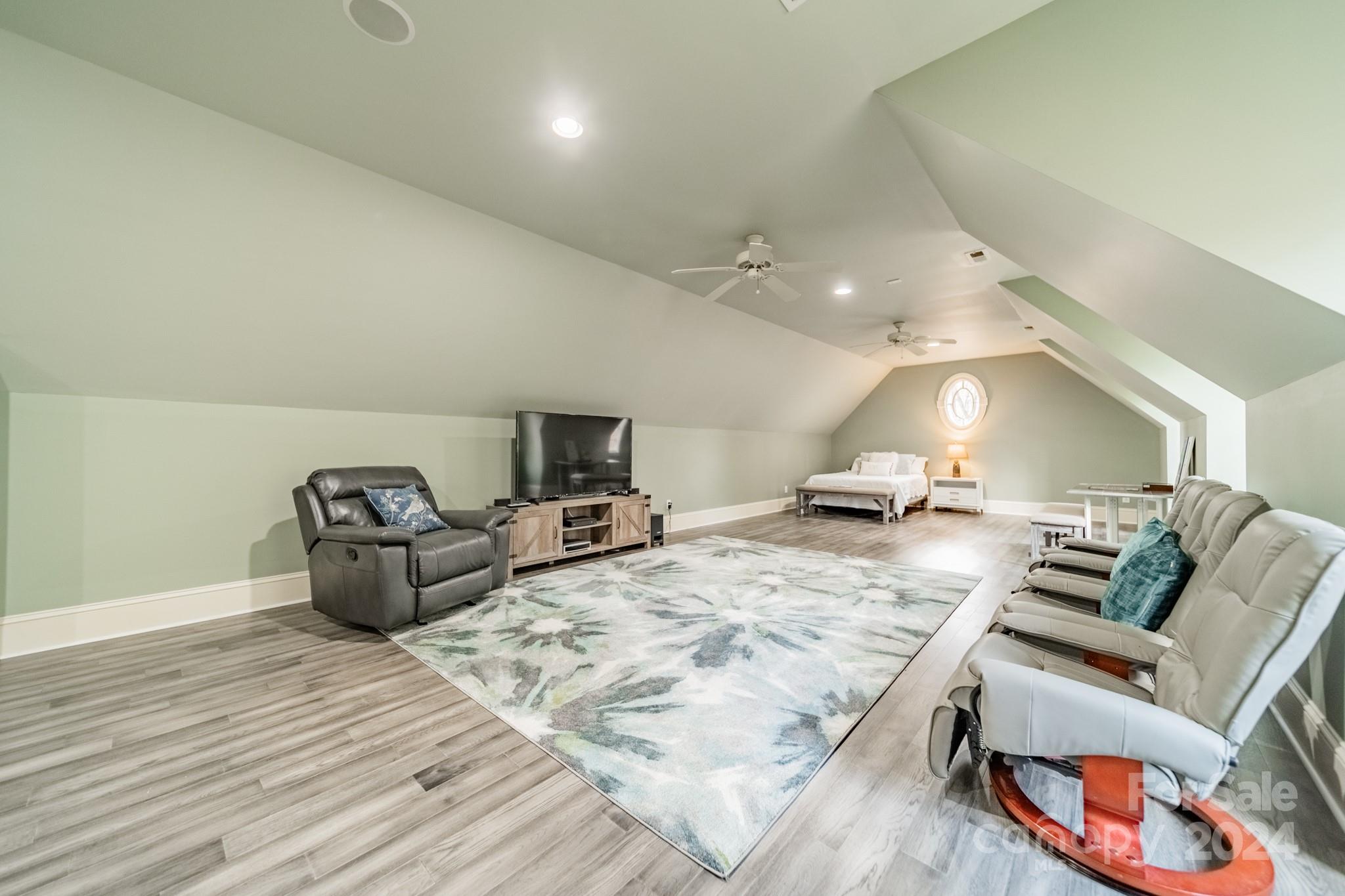 Sailview - Residential