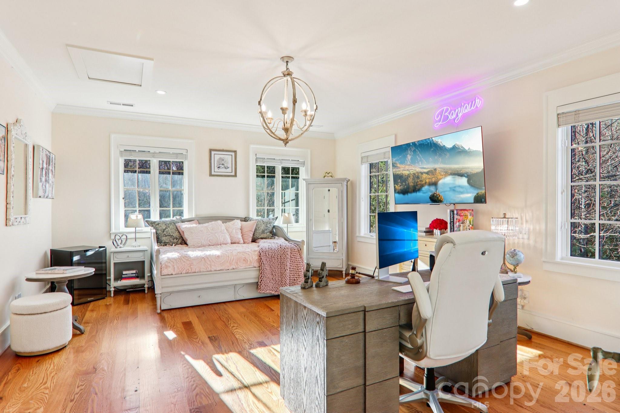 Straus Park - Residential