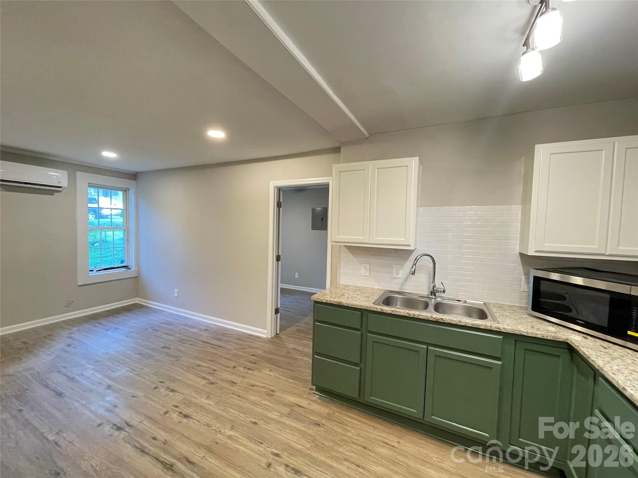 Summit View - Residential Income