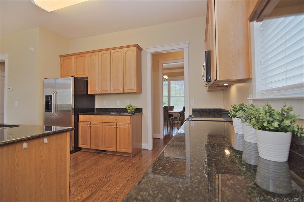 Lake Shore - Residential