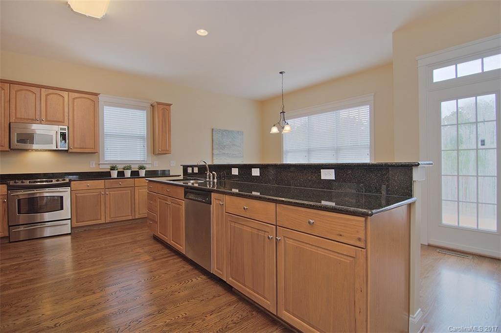 Lake Shore - Residential