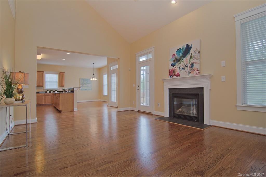 Lake Shore - Residential
