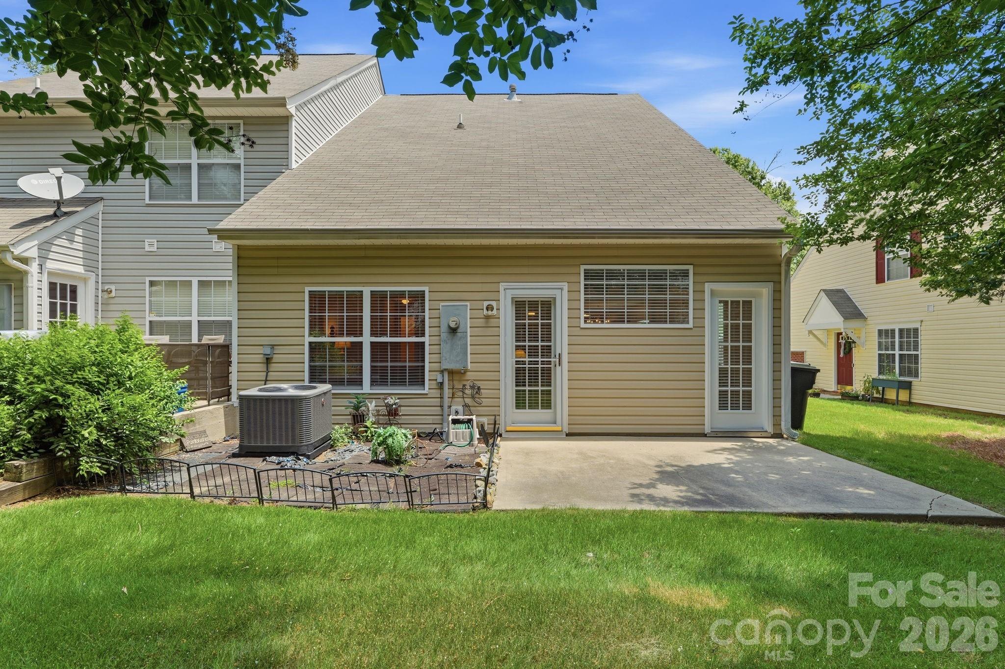 Lexington Commons - Residential