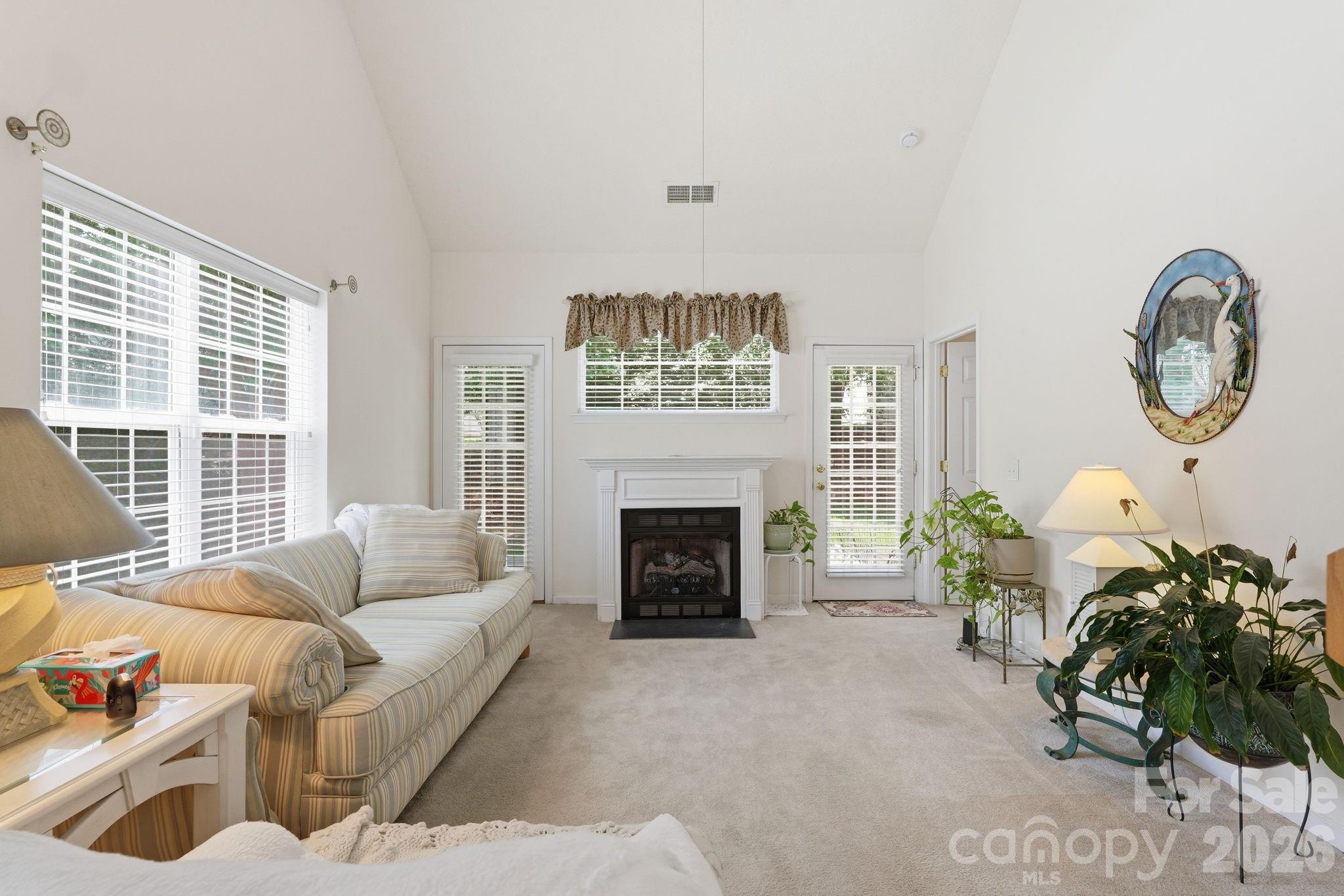 Lexington Commons - Residential
