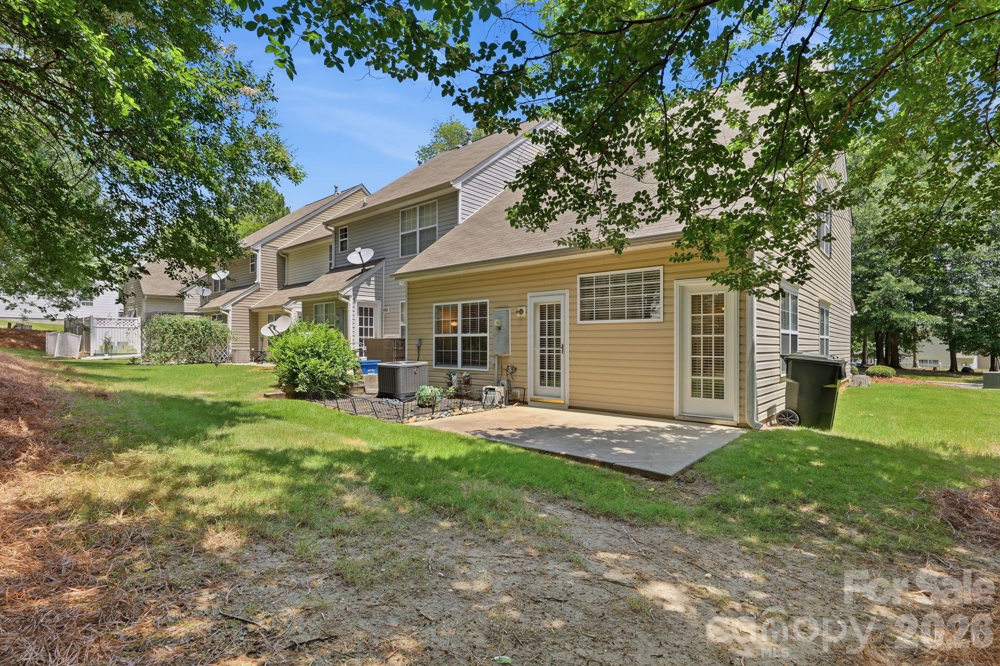 Lexington Commons - Residential