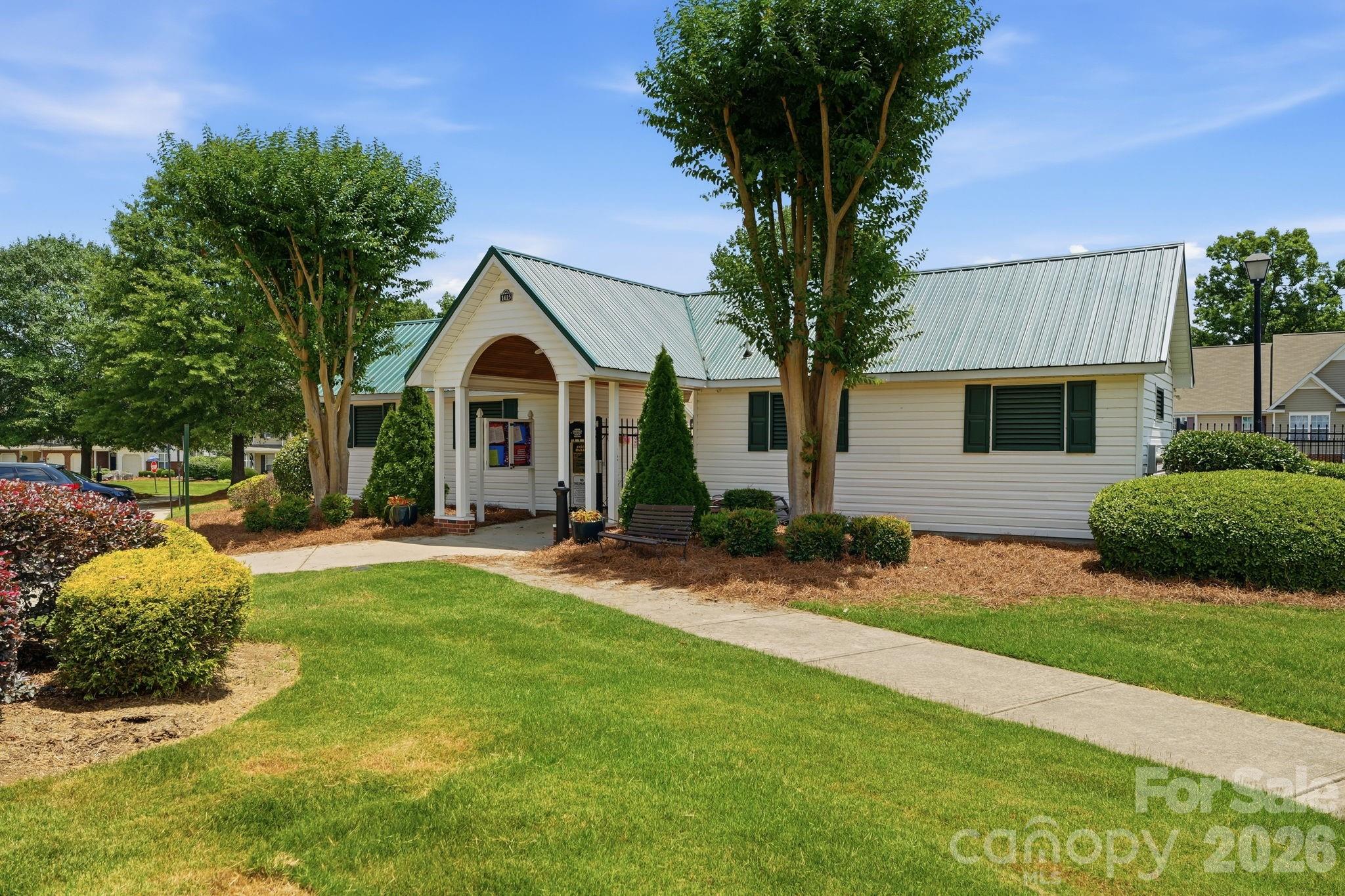 Lexington Commons - Residential