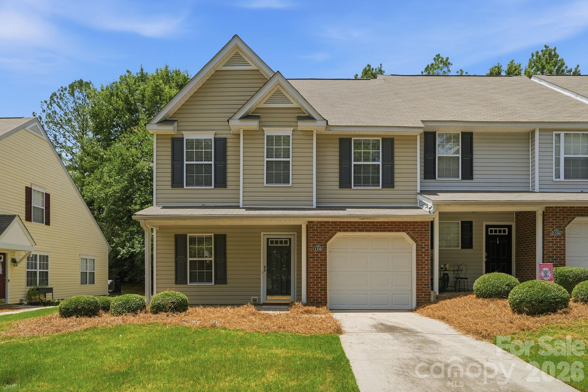 Lexington Commons - Residential