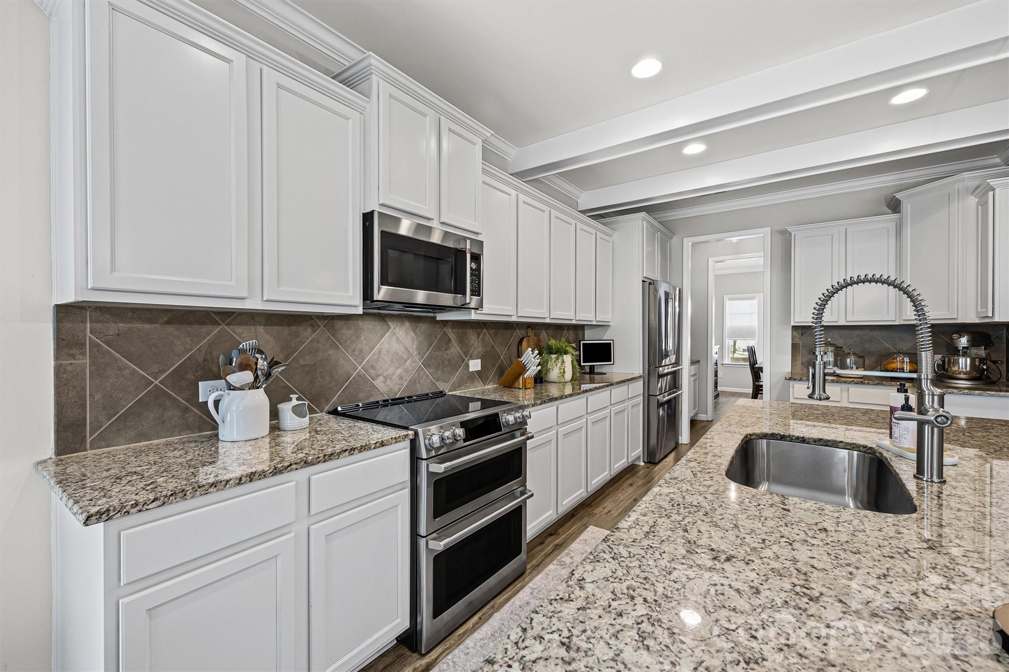Lake Ridge - Residential