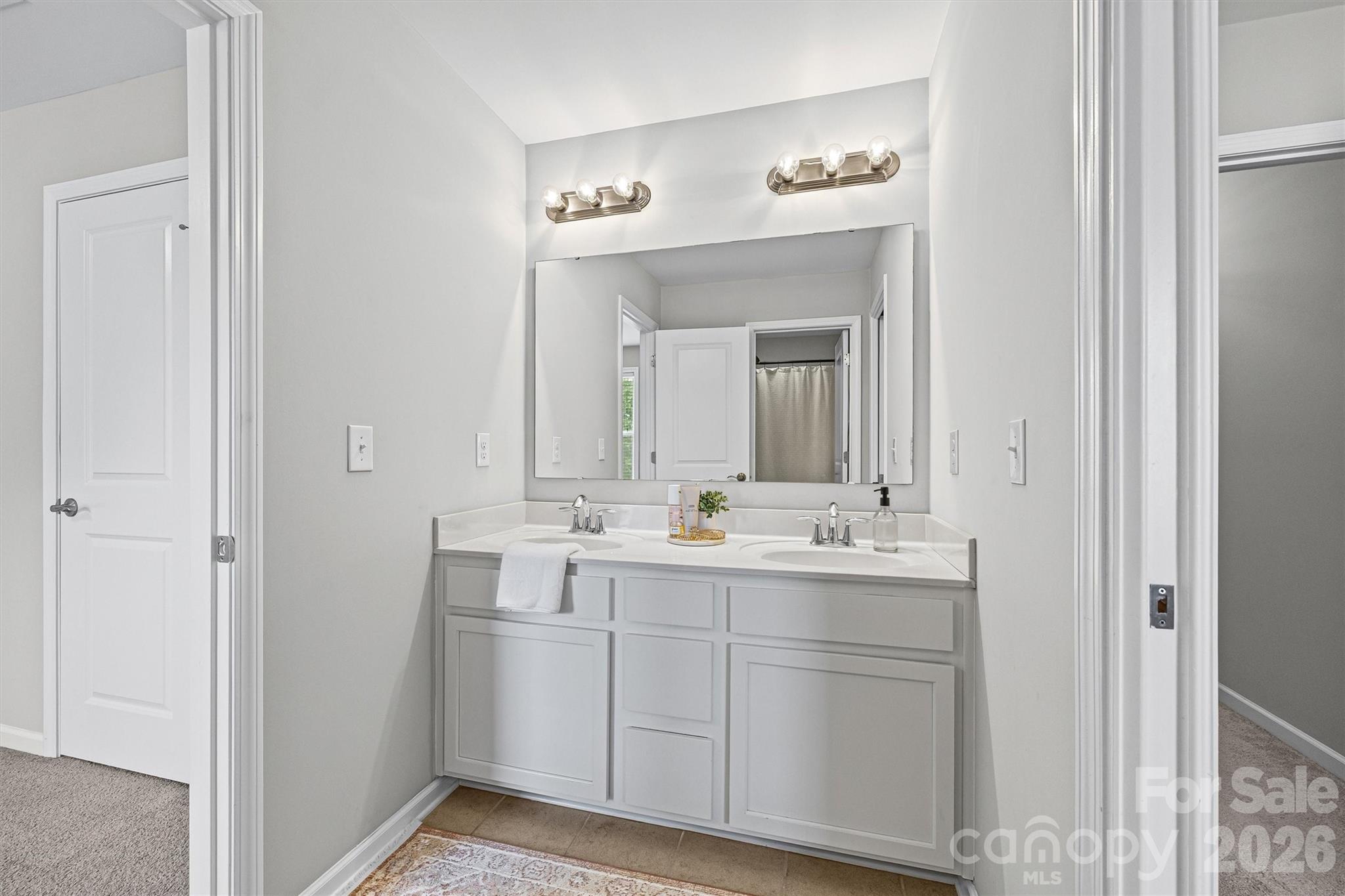 Lake Ridge - Residential