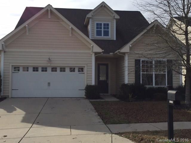 AWESOME House at GREAT PRICE! Open plan made for entertaining! Master & 2 BR's on main floor, Great room is huge & opens to screened porch, gas logs,guest suite/Loft, BR & BA up Spacious kitchen with corian c-tops, double oven,center island,42" cabinets.Hdwds & carpet.Magnificent Community Center,huge pool,playground and 12 Mile Creek trails.BLDR: Standard Pacific Homes.W/D and FRIDGE convey with house! Seller will pay 1 yr HOA Dues & offers $5000 toward upgrades or closing costs! Low SC Taxes!