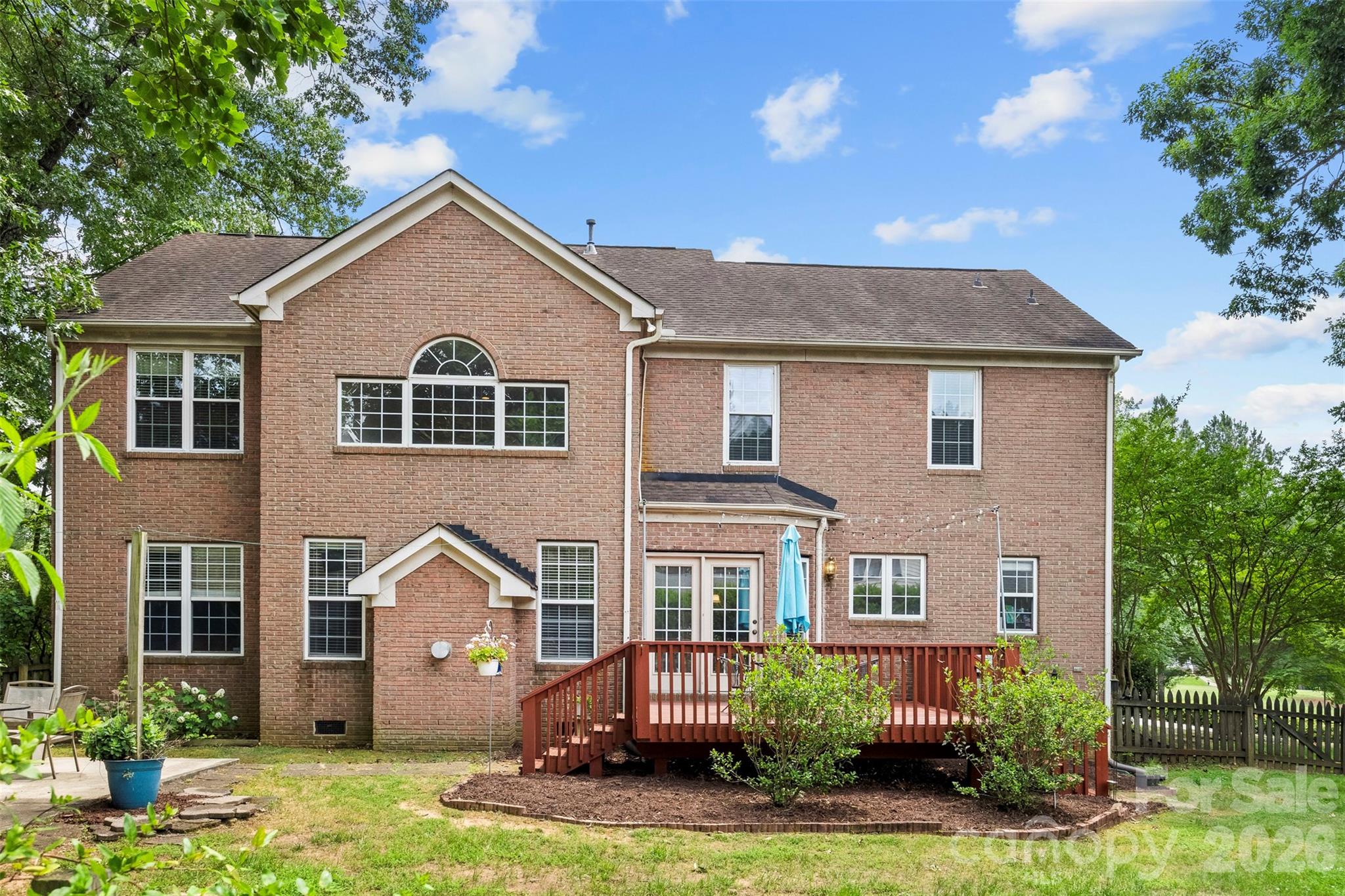 Mt Isle Harbor - Residential