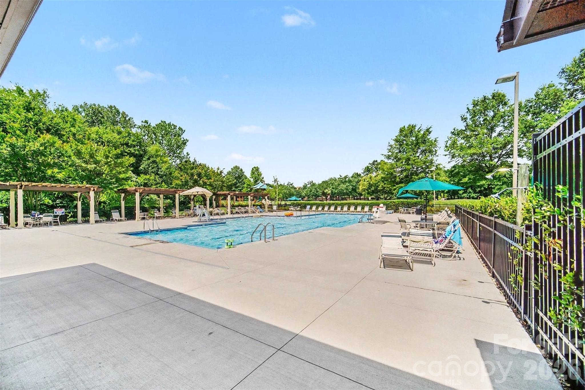 Highland Creek - Residential