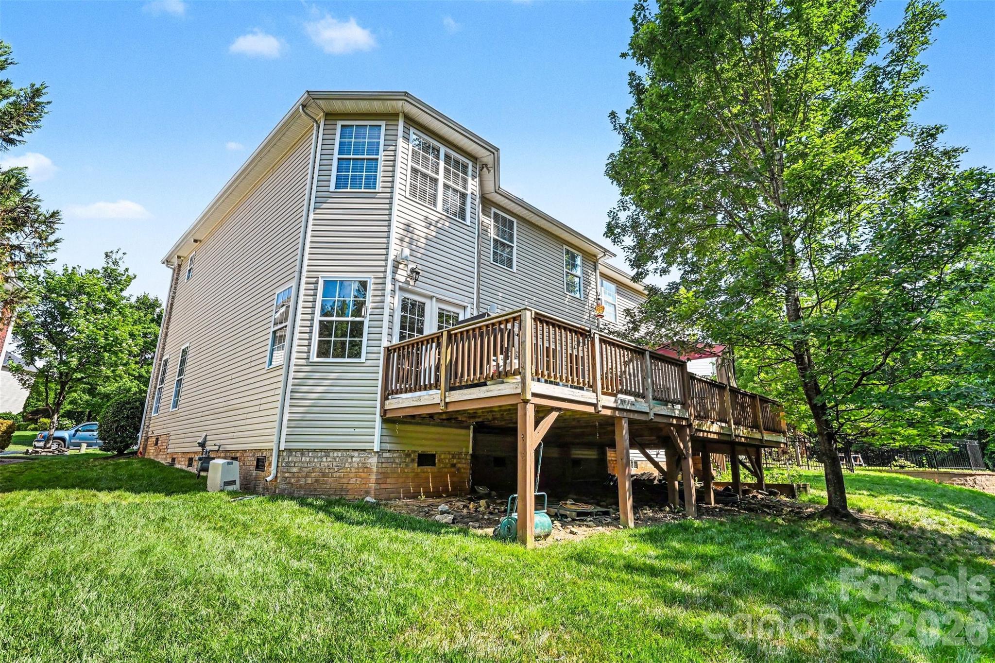 Highland Creek - Residential