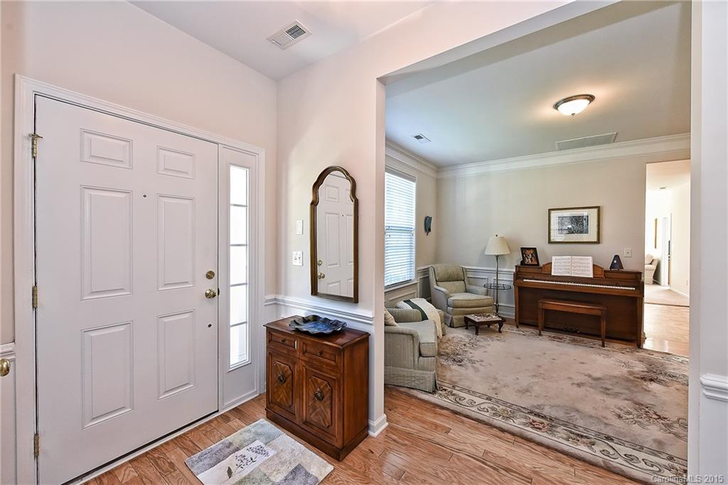 Lake Shore On Lake Wylie - Residential