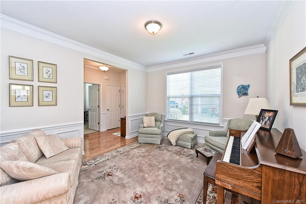 Lake Shore On Lake Wylie - Residential
