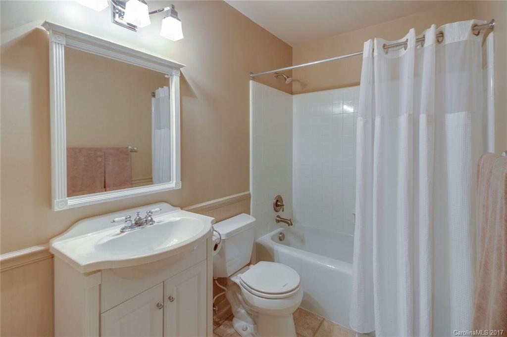 TEGA CAY - Residential