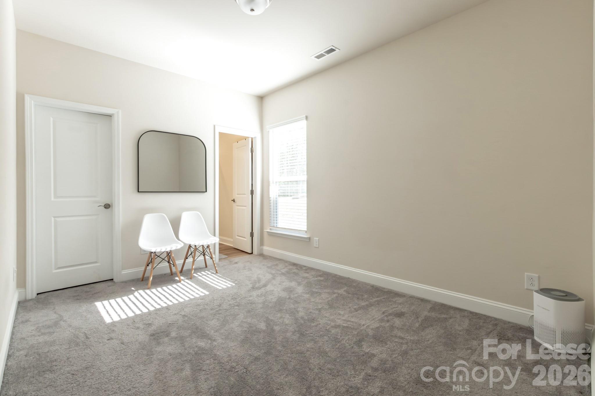 Bretagne - Residential Lease