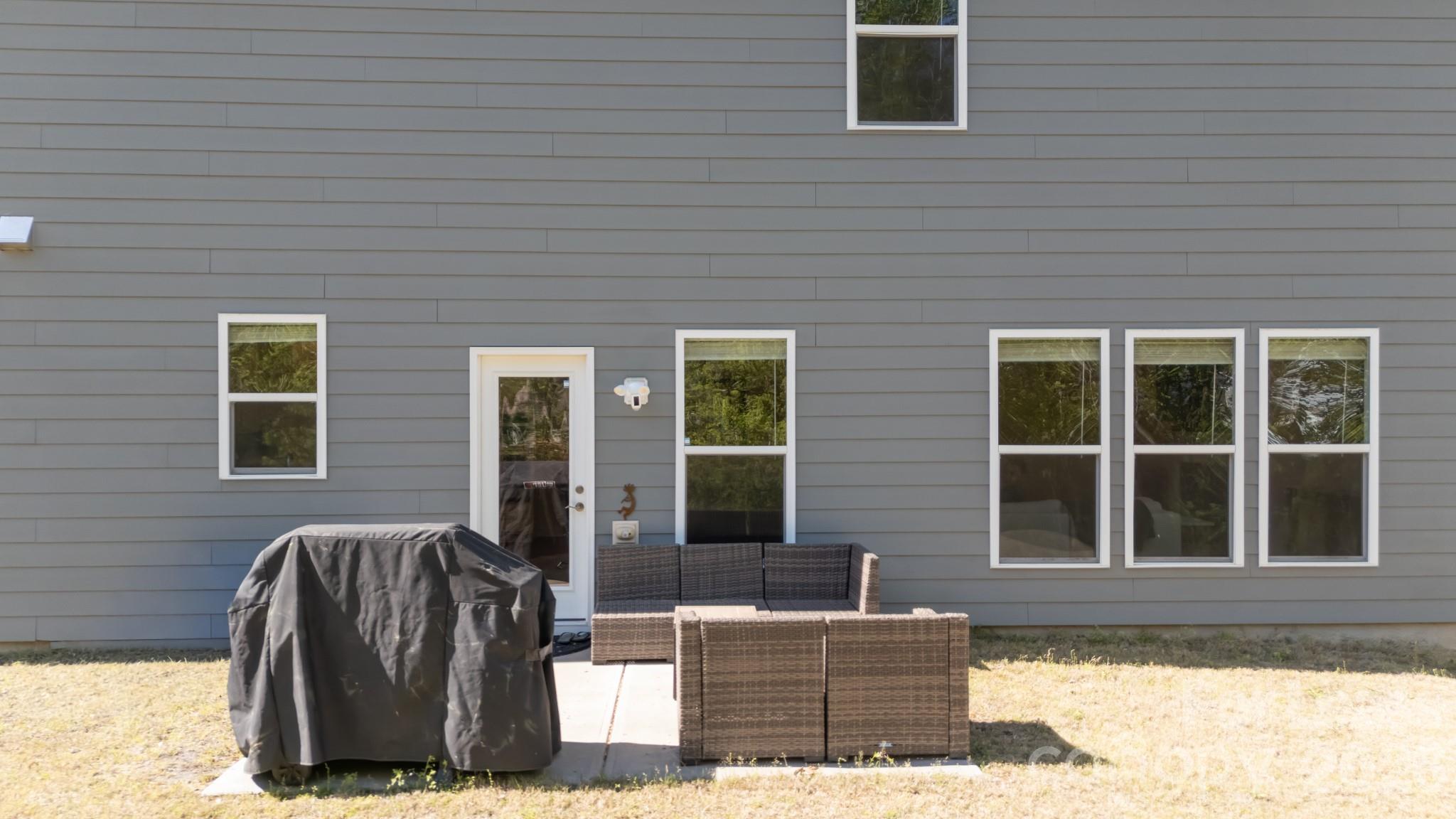 Bretagne - Residential Lease