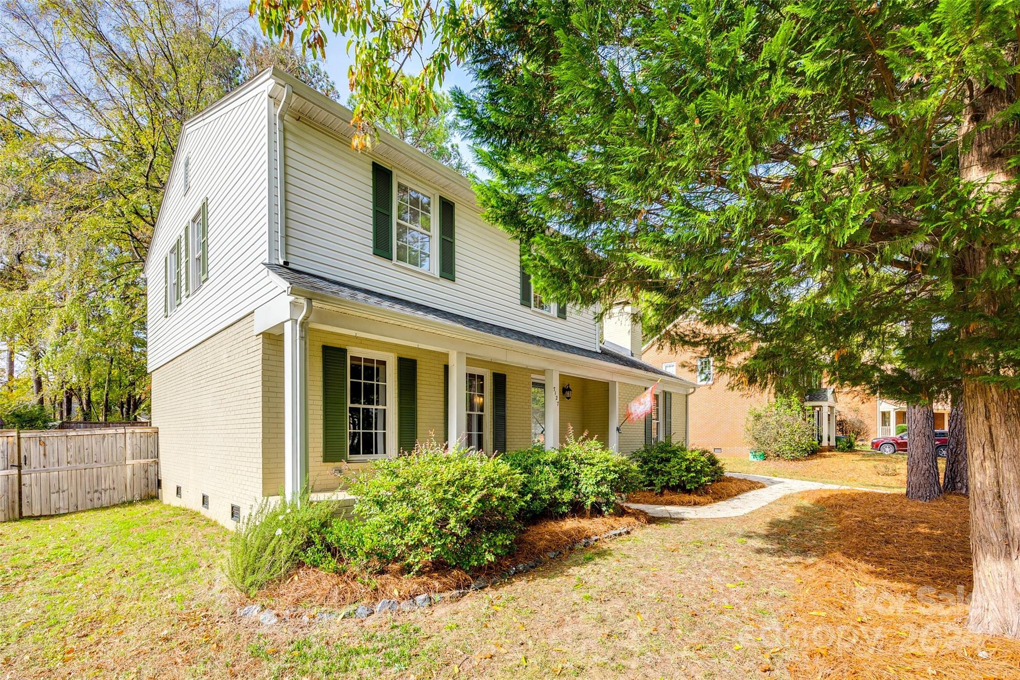Colony Woods - Residential