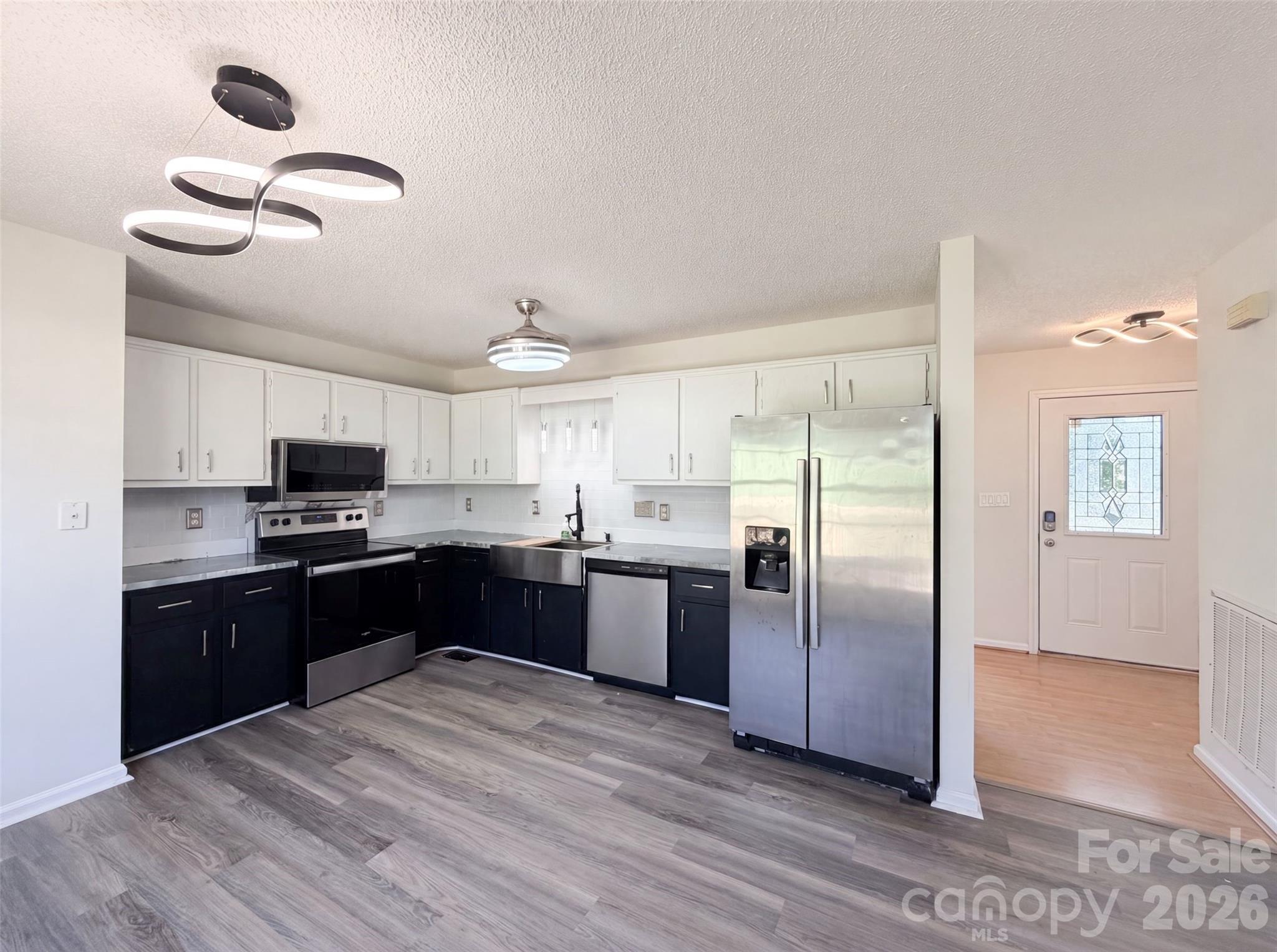 Lee Acres - Residential