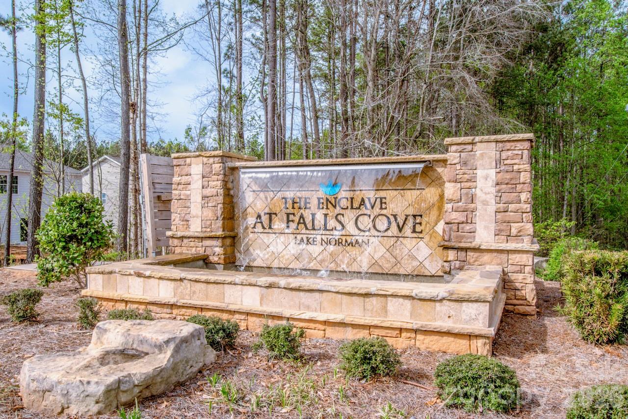 Falls Cove at Lake Norman - Residential