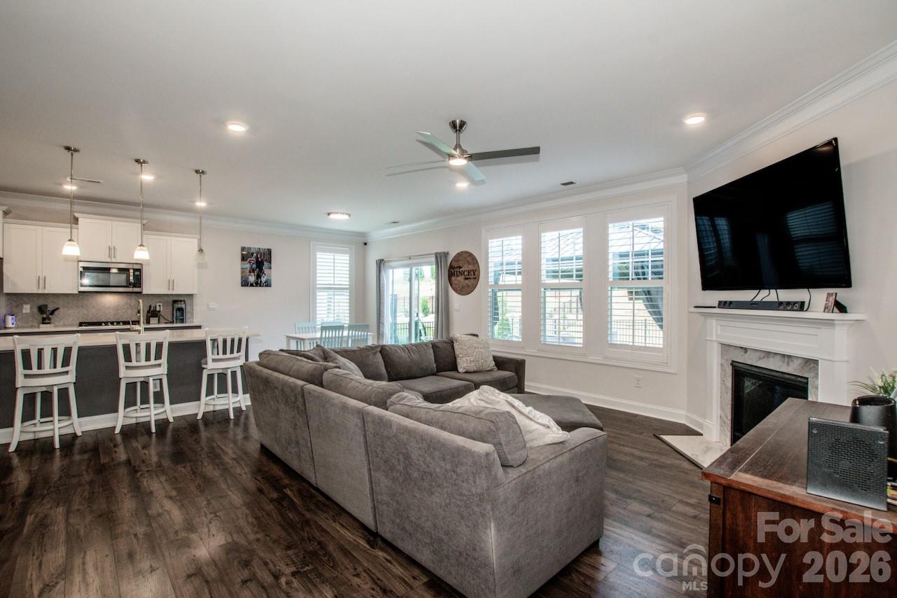 Falls Cove at Lake Norman - Residential