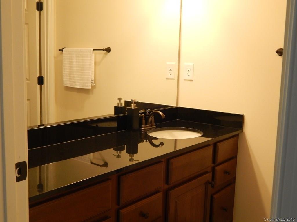 Lake Shore On Lake Wylie - Residential Lease