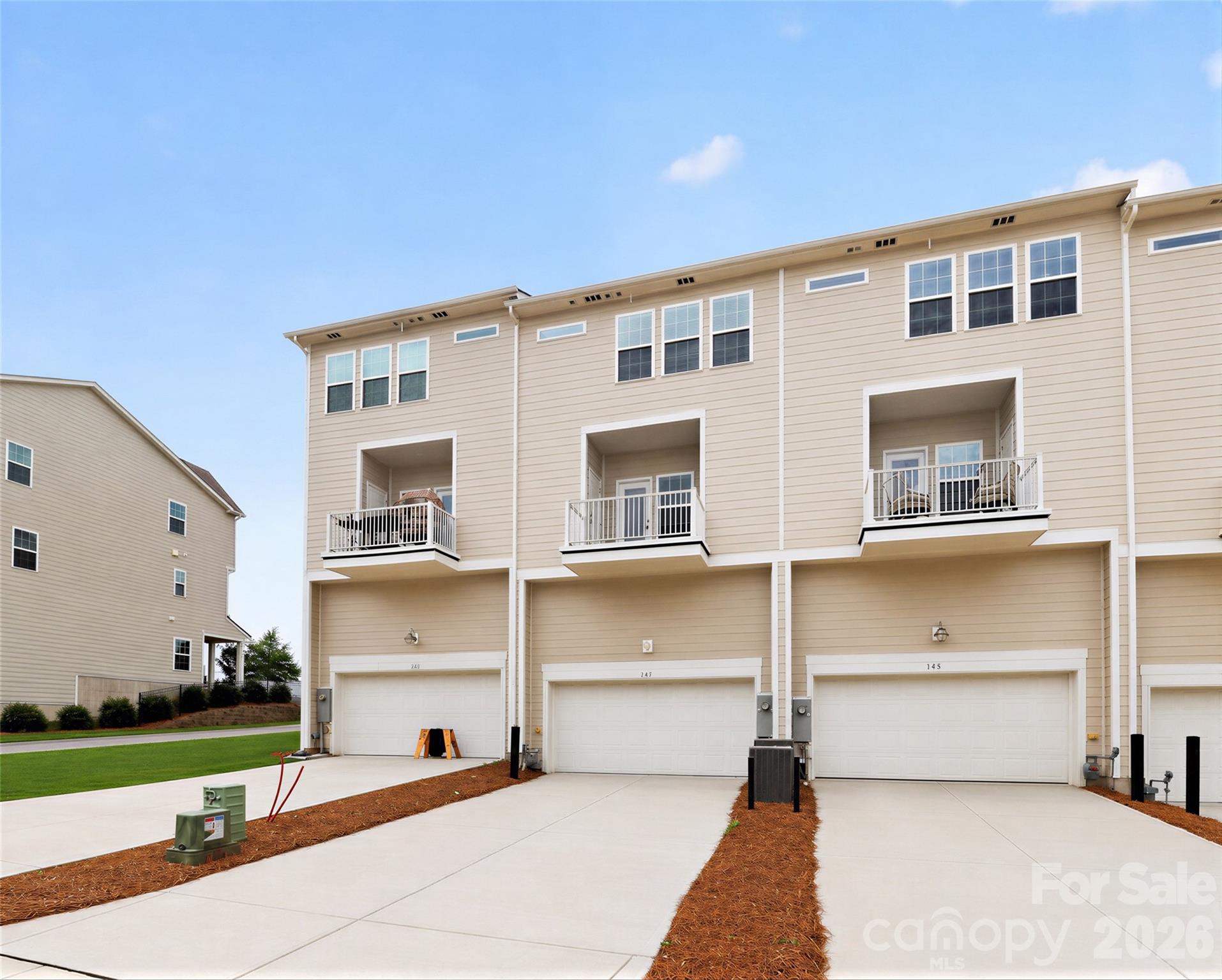 Elizabeth - Residential