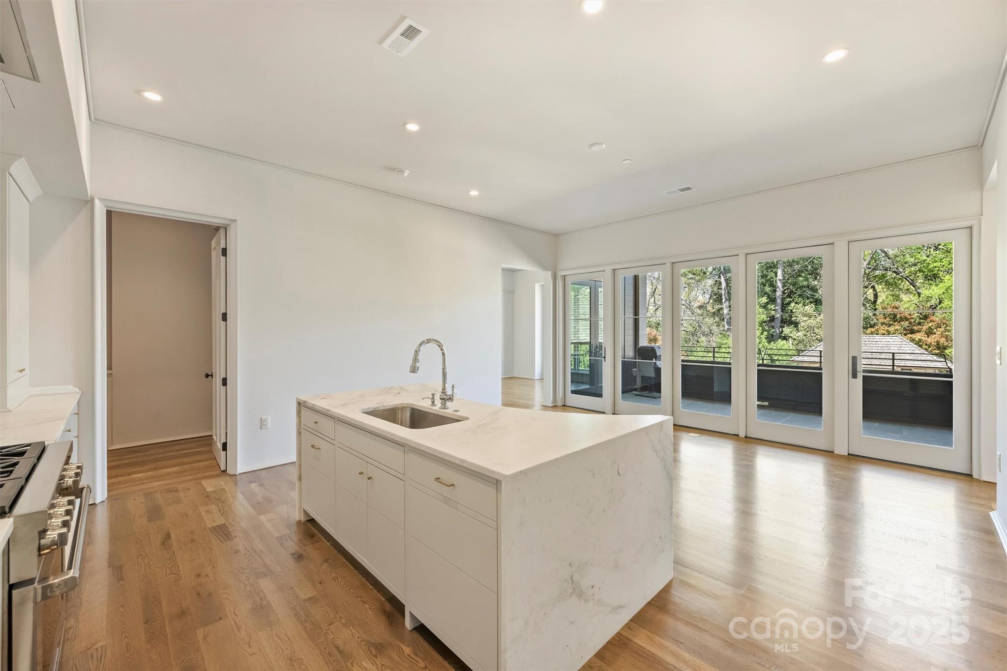 Myers Park - Residential