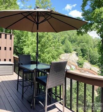 Toxaway Falls Condominium - Residential