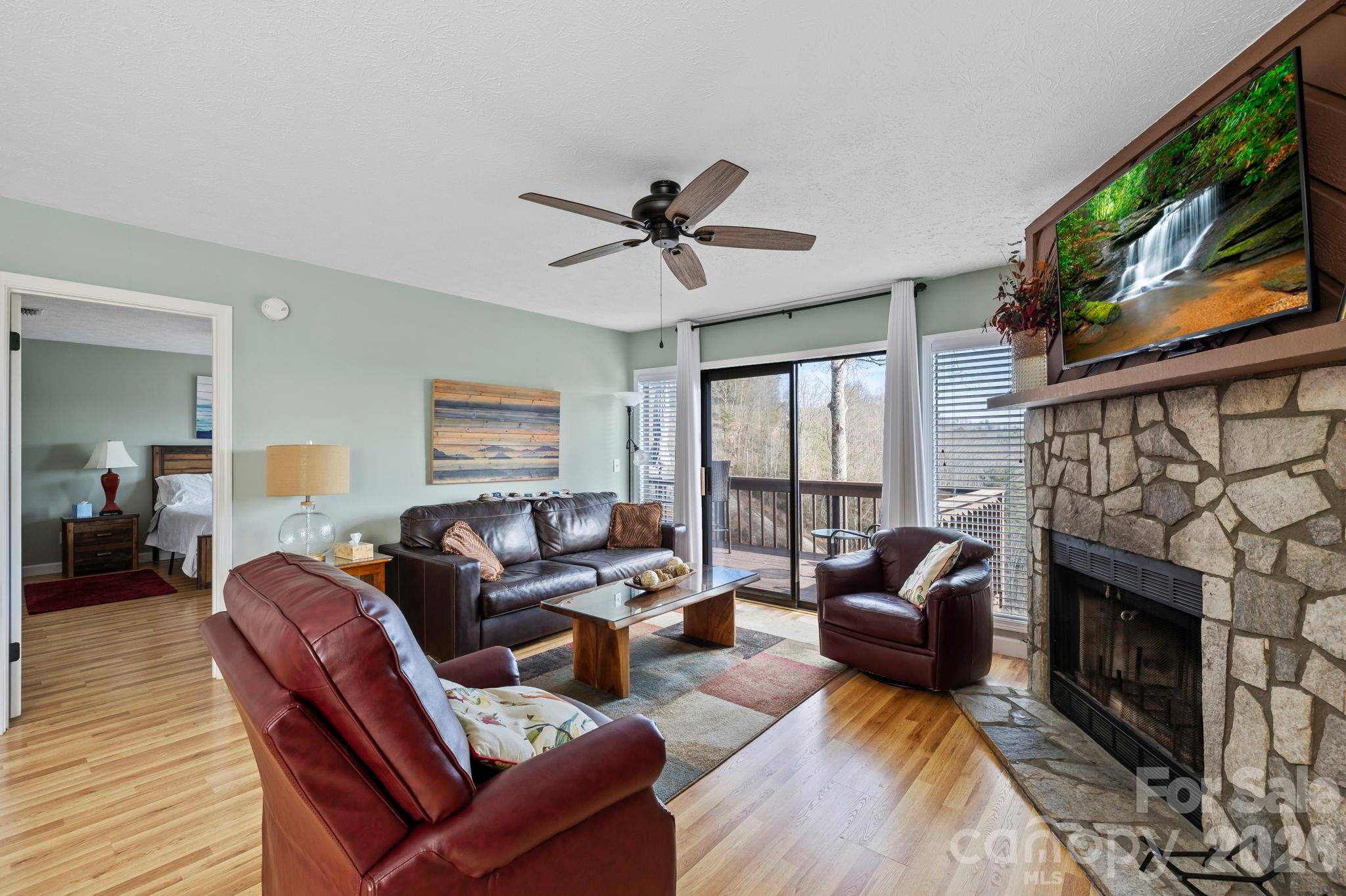 Toxaway Falls Condominium - Residential