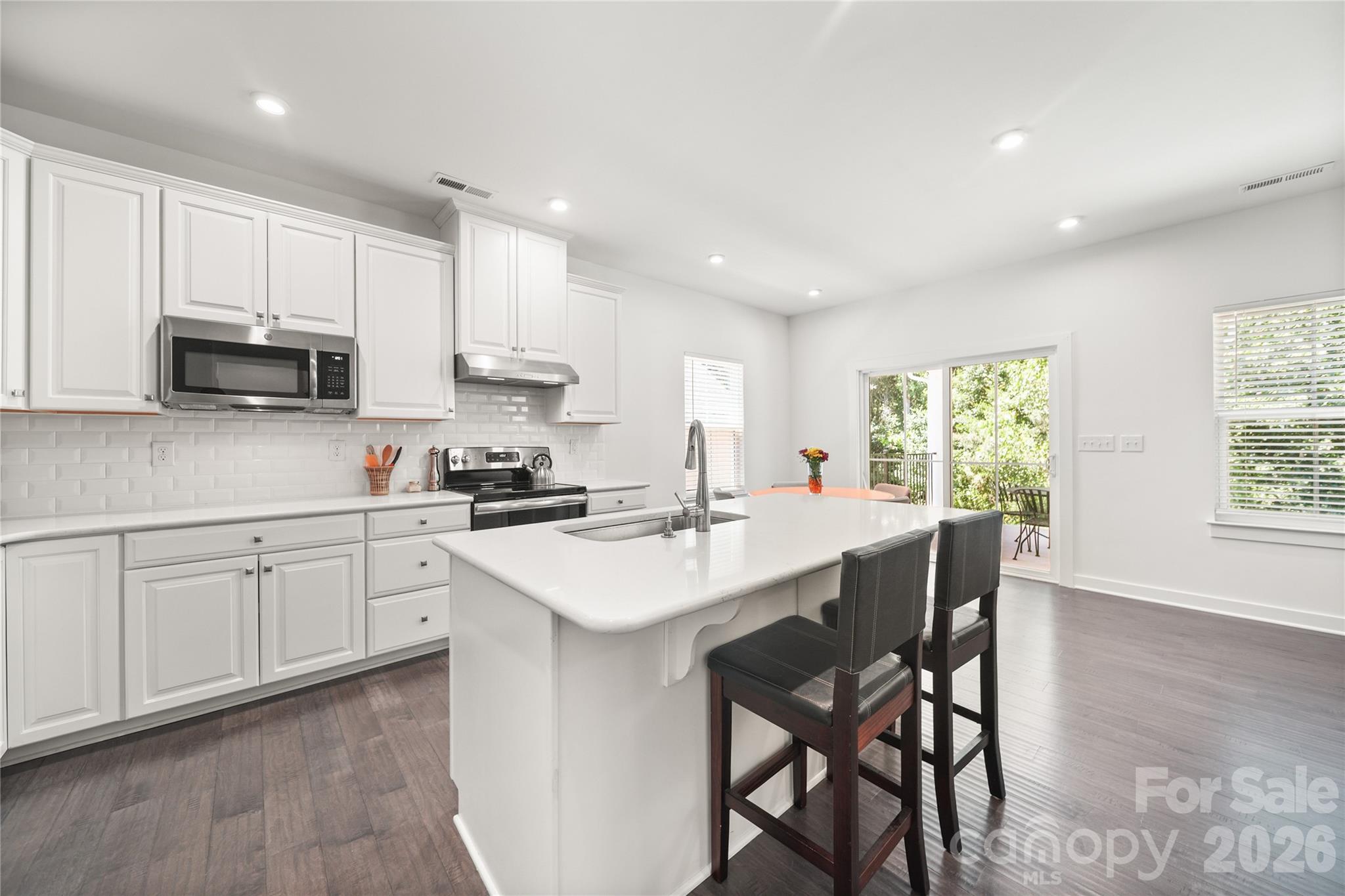 Holcomb Woods - Residential