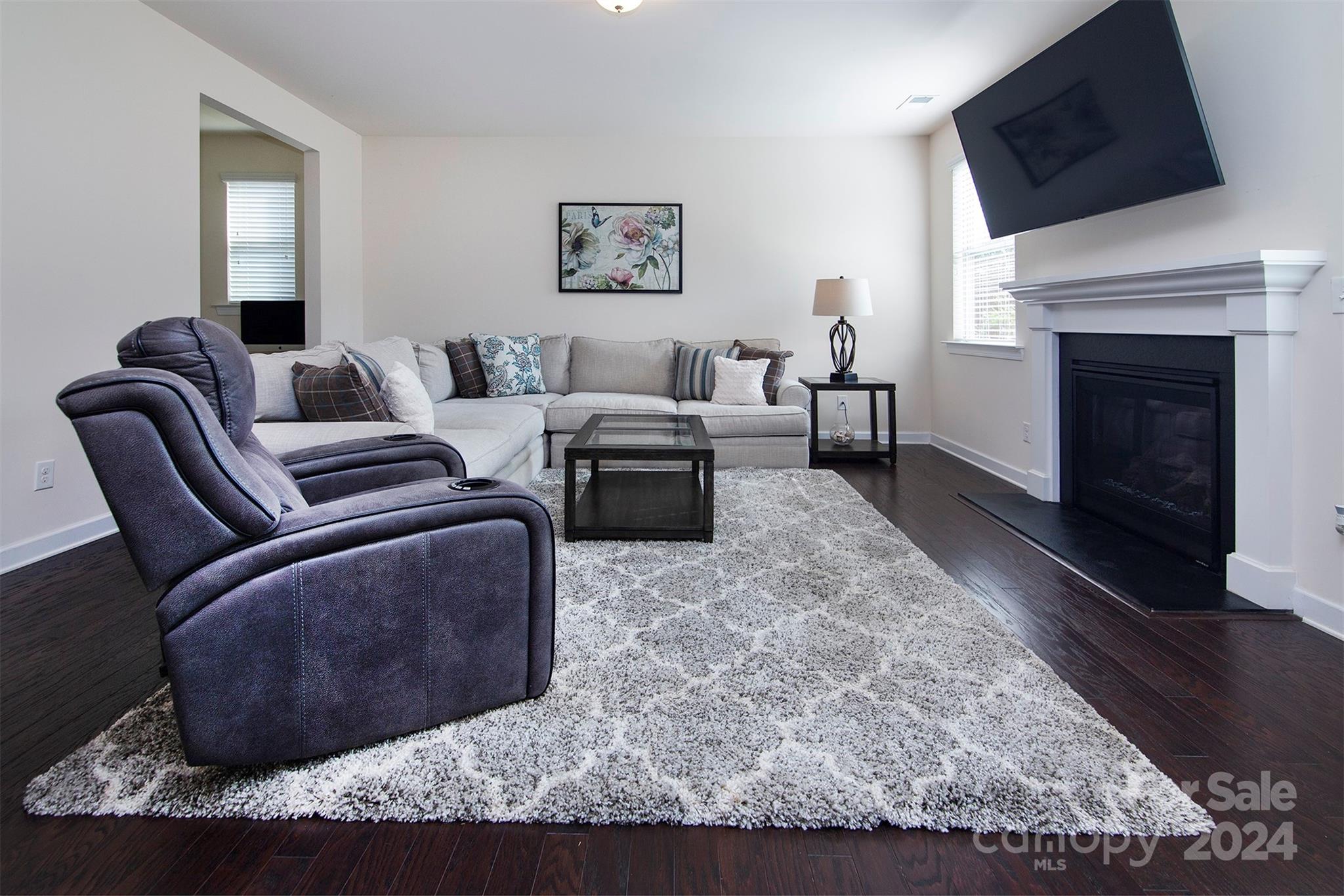 Lake Crest - Residential