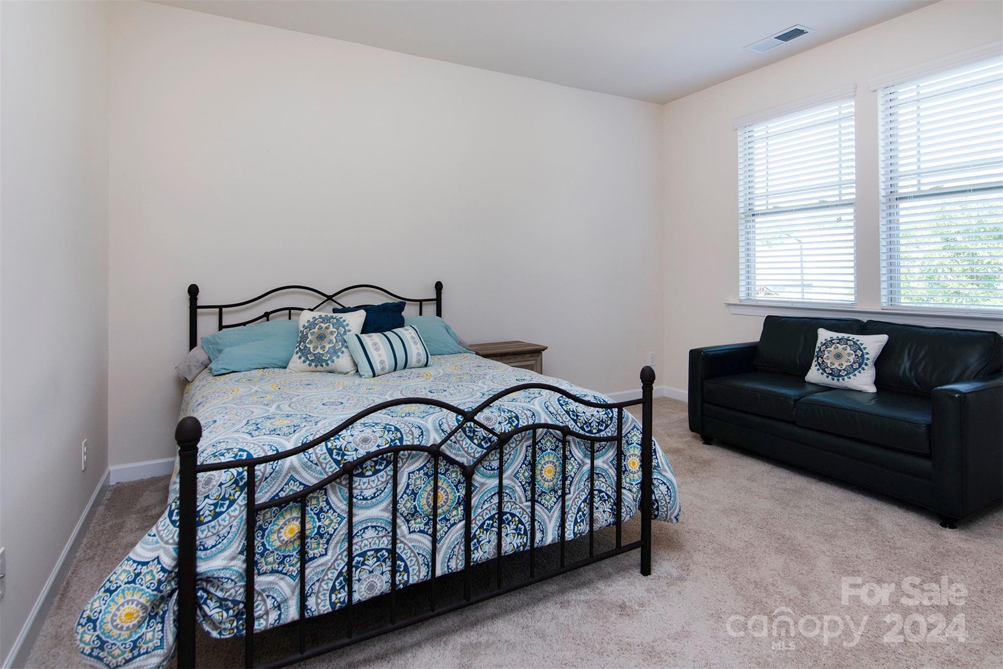 Lake Crest - Residential