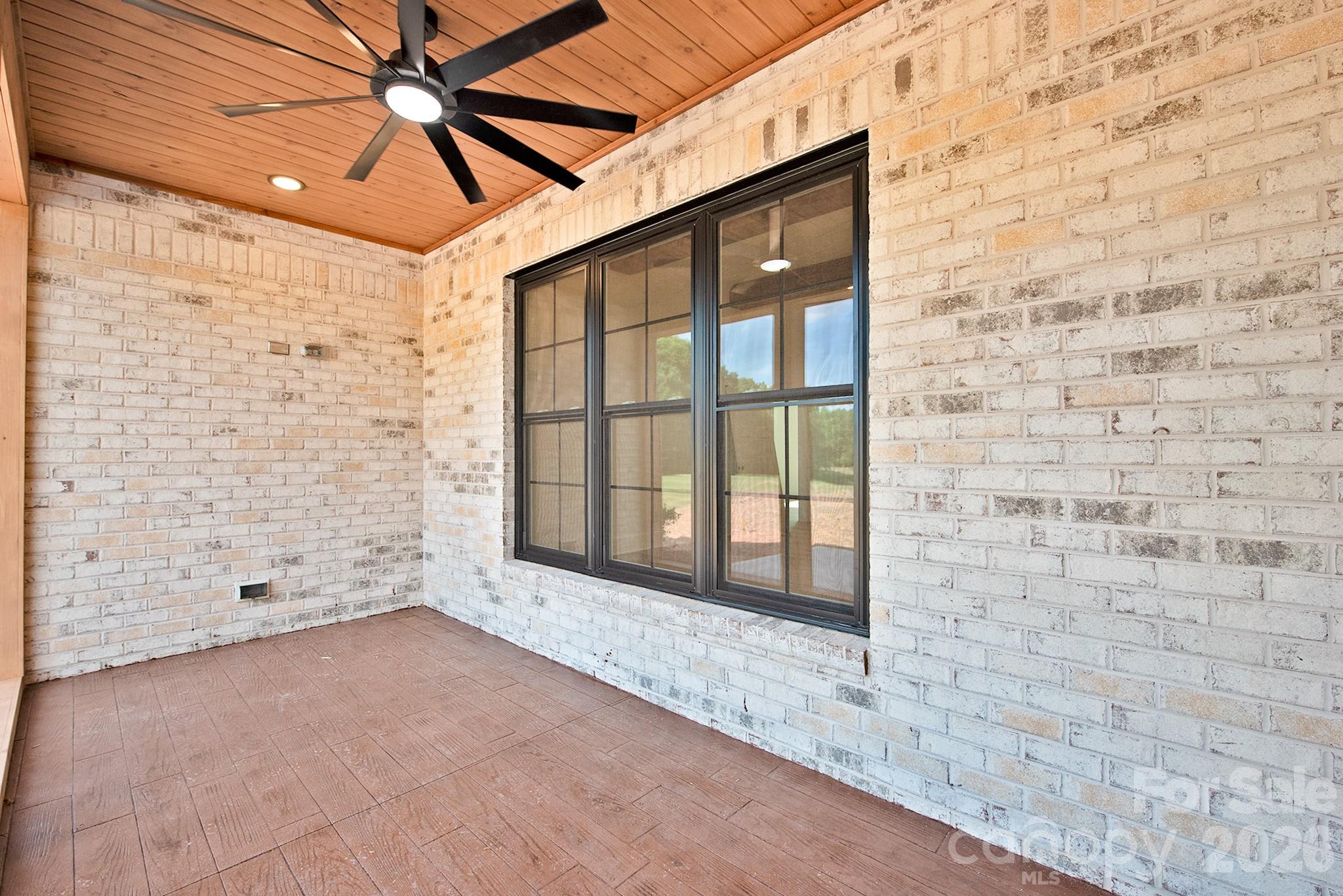 Warrior Golf Club - Residential