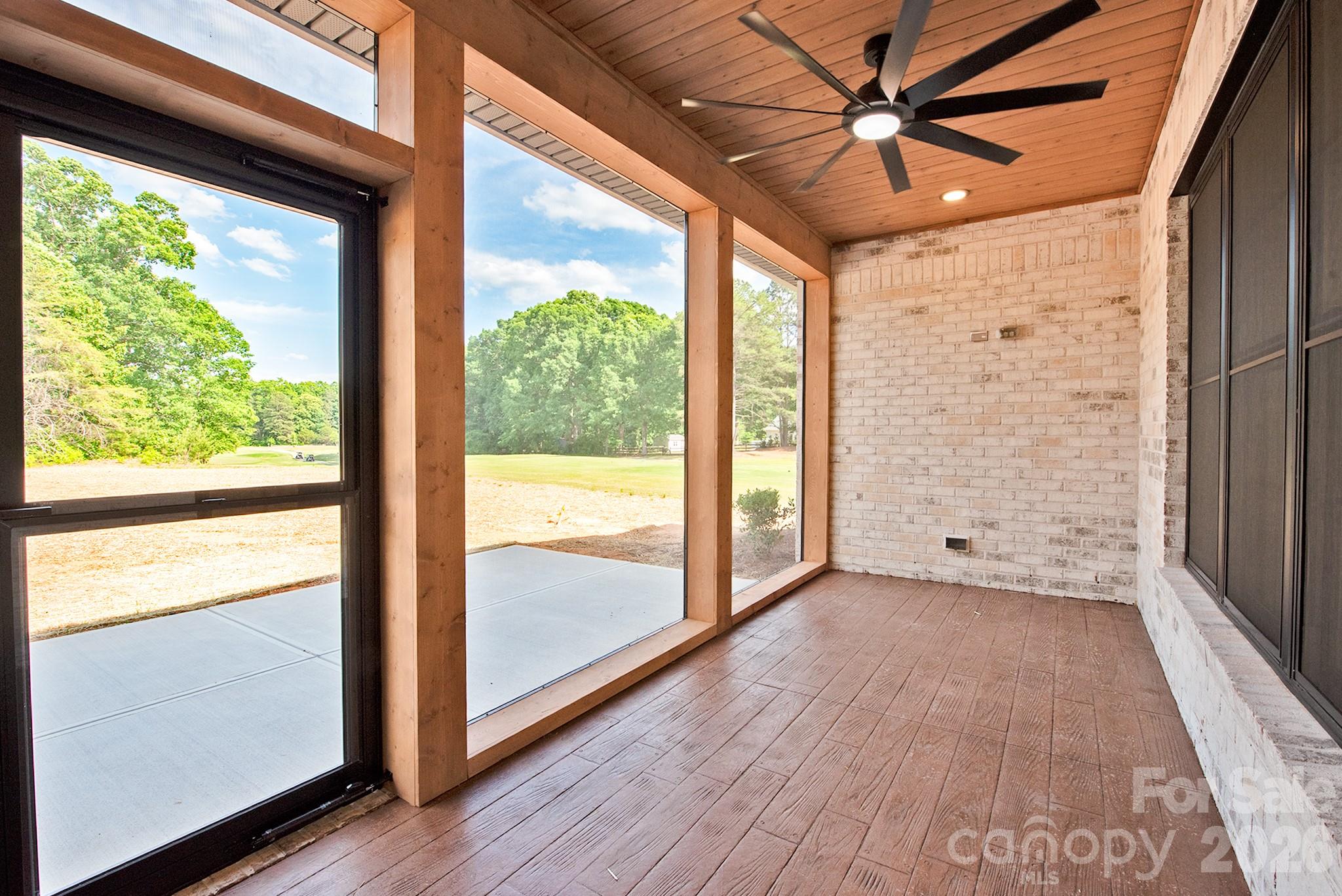 Warrior Golf Club - Residential