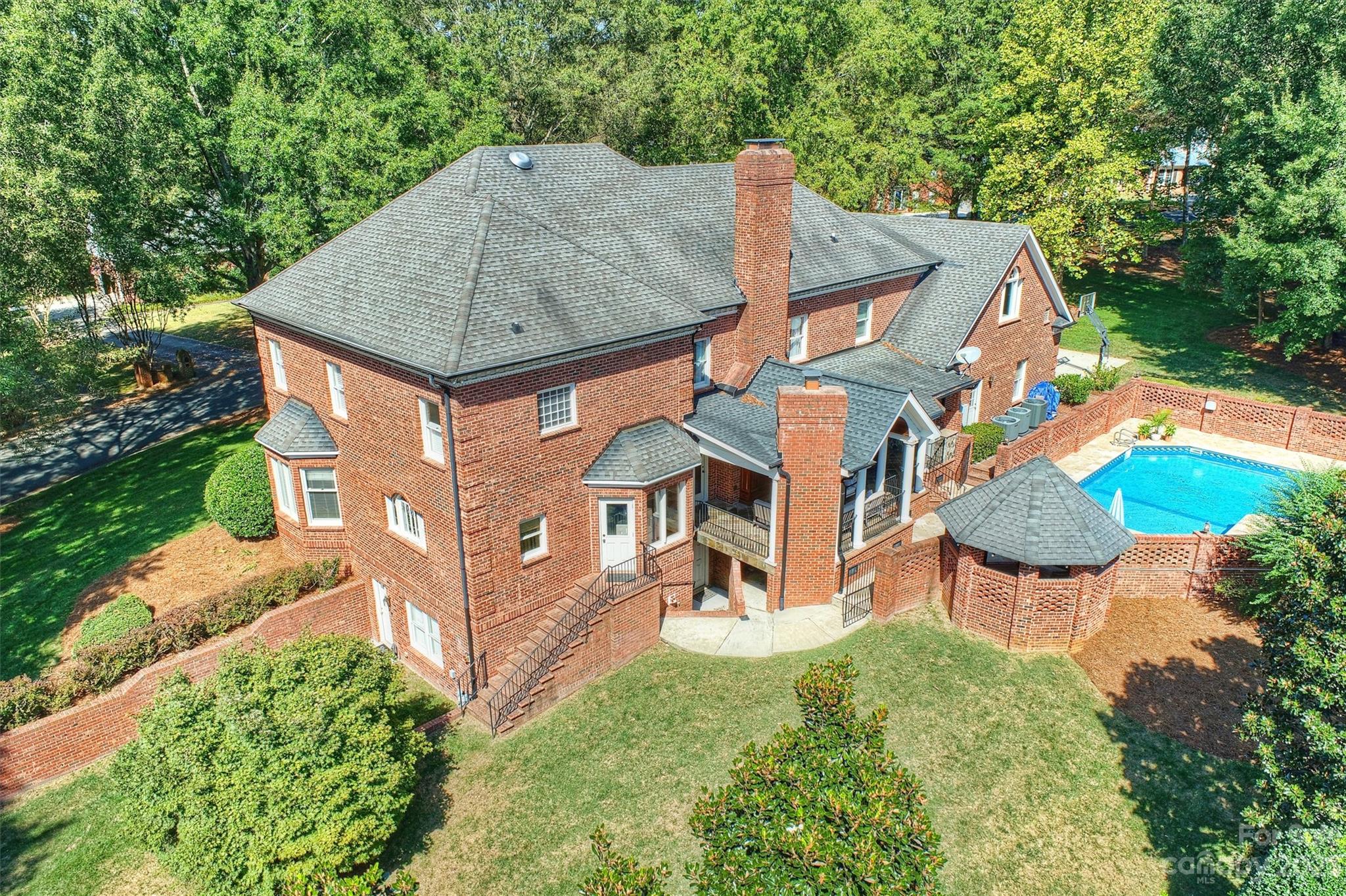 Quail View - Residential
