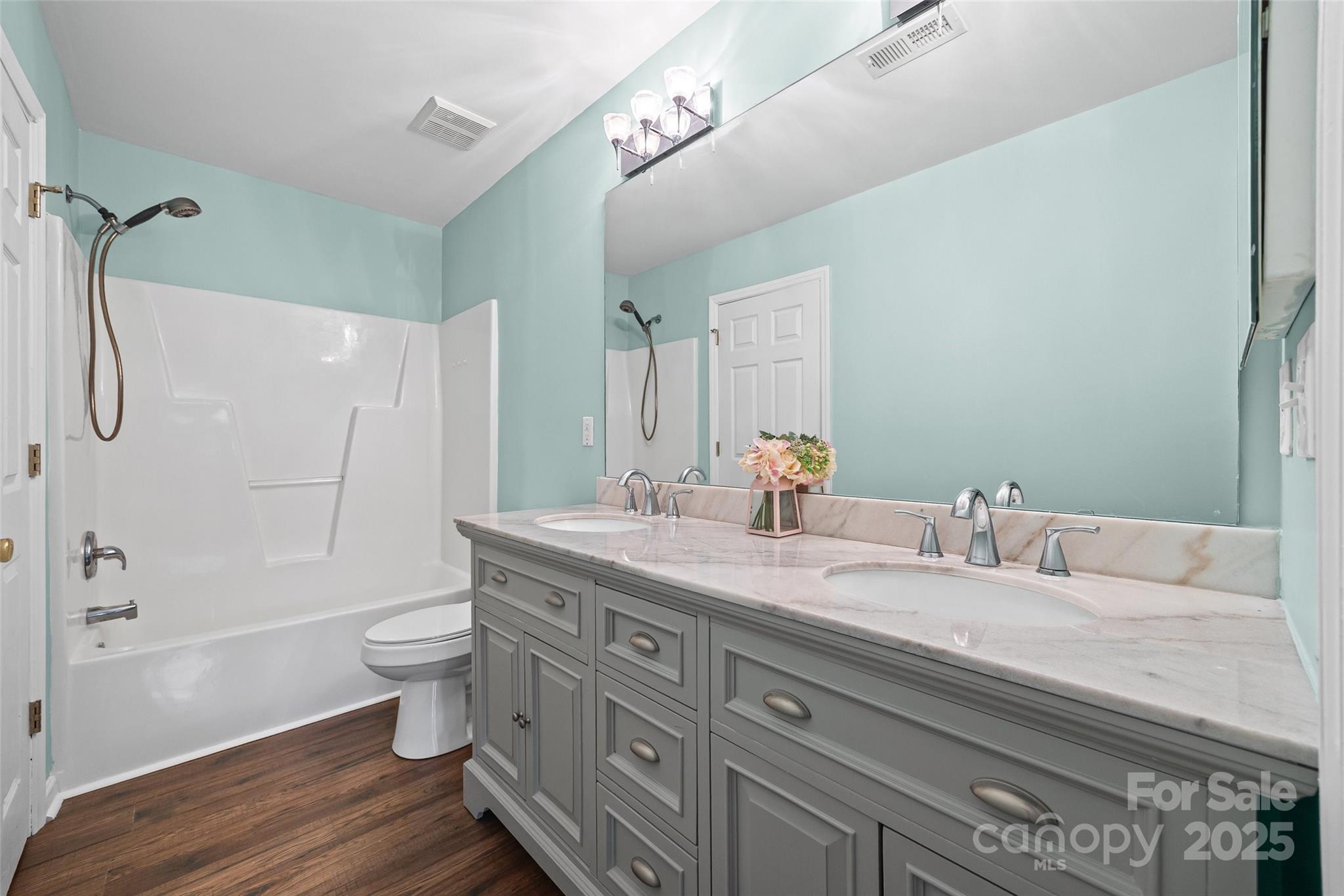 The Townes At River Crossing - Residential