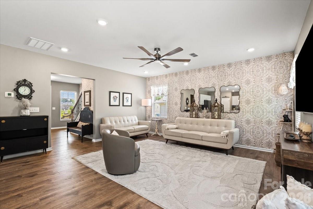 Sanders Ridge - Residential