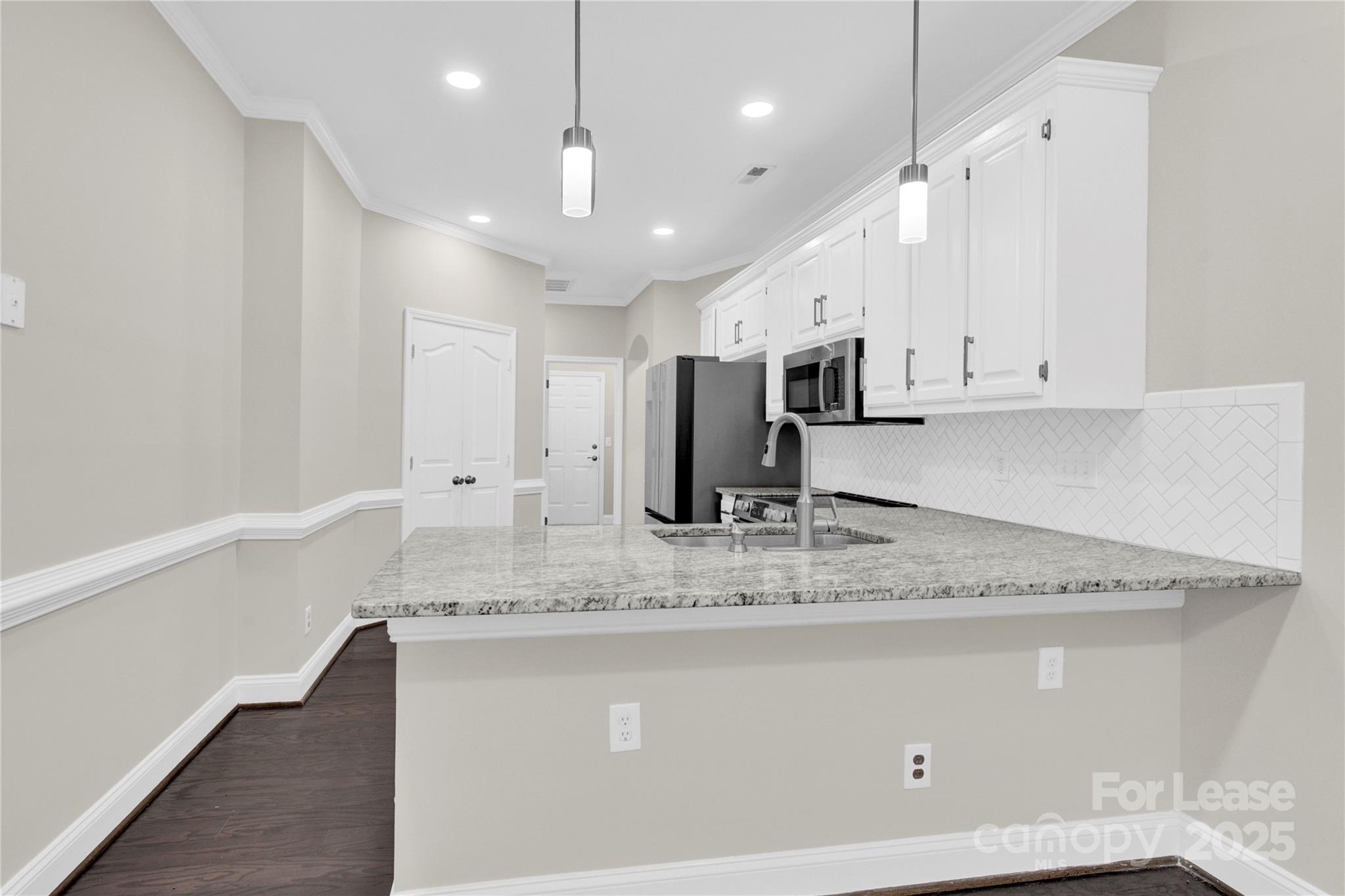 Forest Pond - Residential Lease
