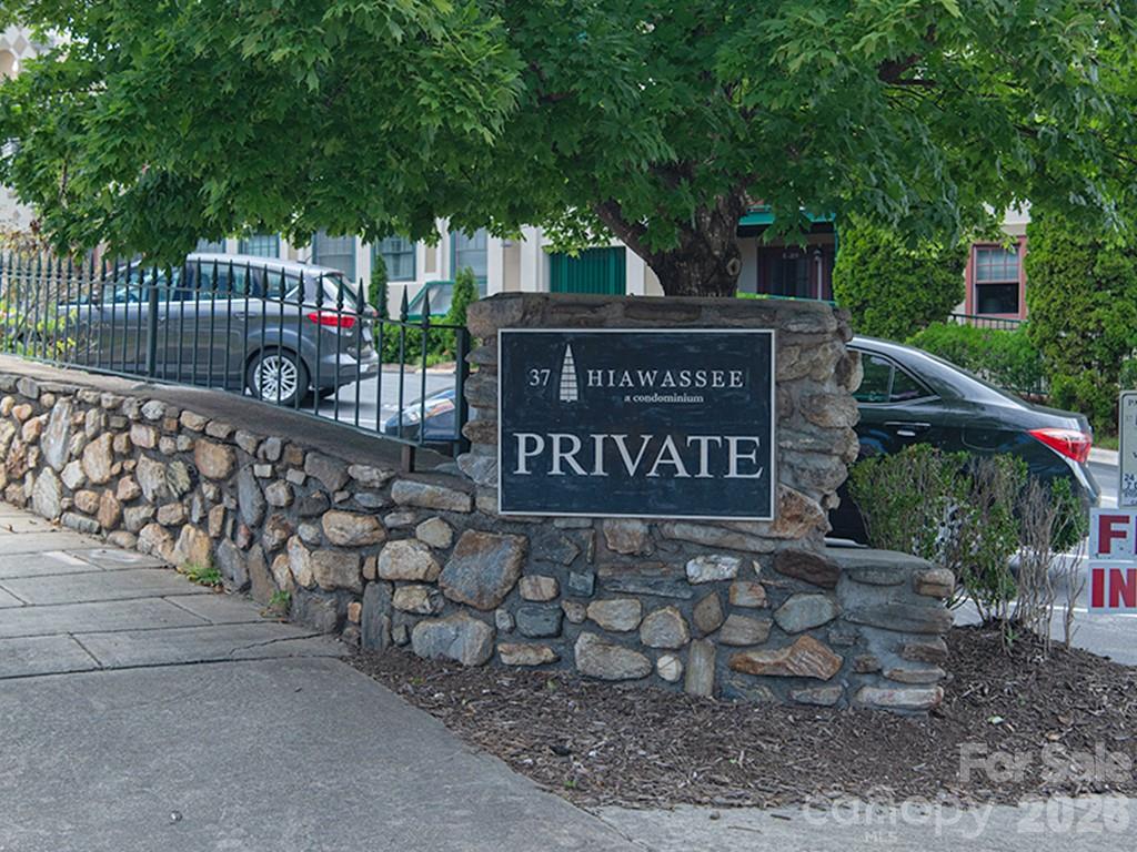 Hiawassee - Residential