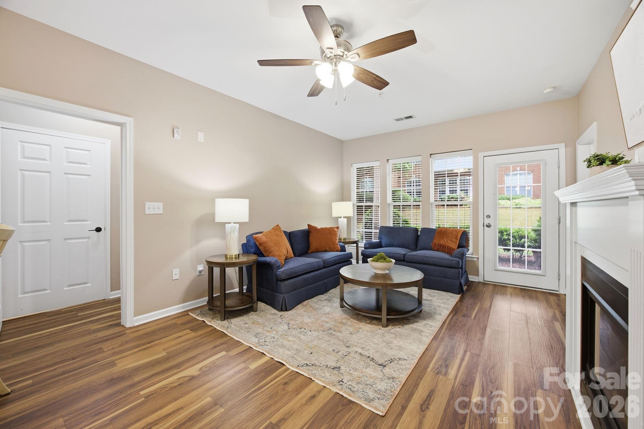 Belle Vista - Residential