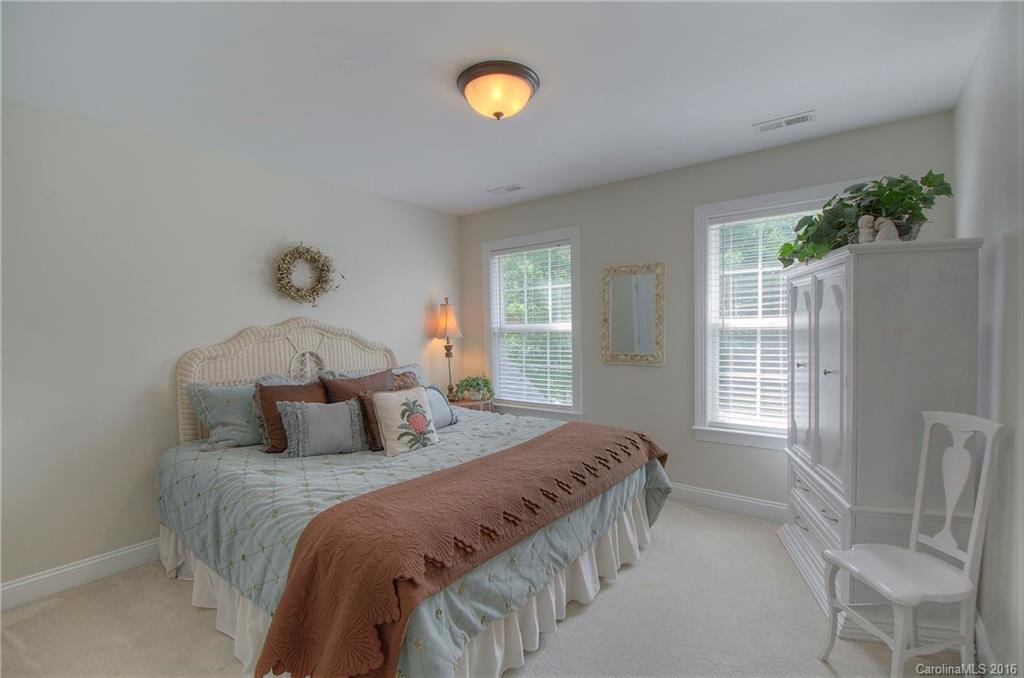 Mariners Bluff - Residential