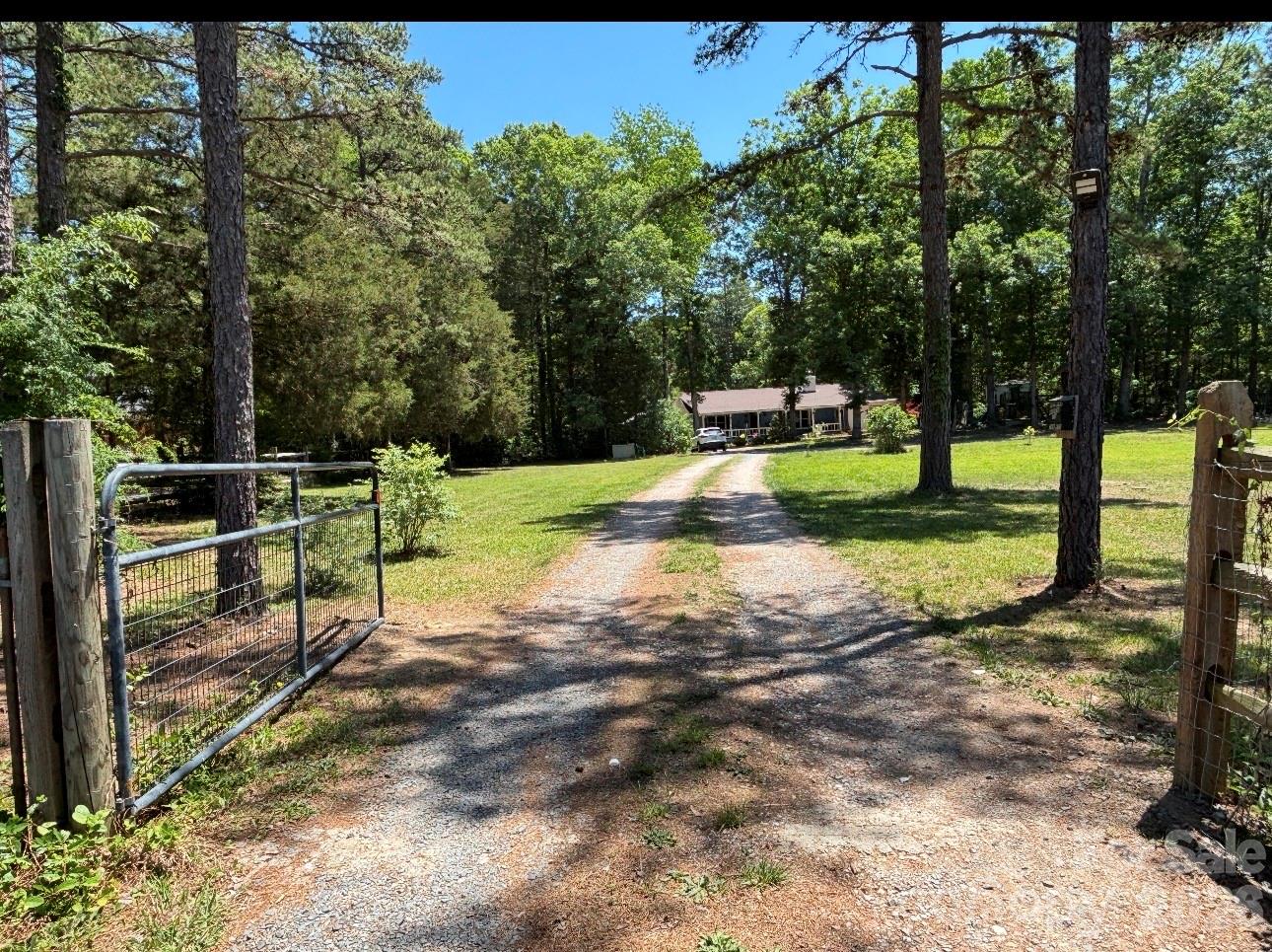LOOKING FOR A PRIVATE QUITE PLACE TO CALL HOME. LOOK NO MORE, THIS BEUTIFUL HOME NESTLED ON A SPECIOUS 2 ACRES LOT IN MIDLAND IS CHARMING AND RECENT UPGRADES INCLUIDE NEW ELECTRICAL HVAC, FLOORING, NEW ROOF AND GRANITE COUTER TOP. ENJOY MORING COFFEE OVERLOOKING THE LAND, EVEING UNDER THE STARS, AND ROOM TO SPREAD OUT WITHOUT THE FEE OF A CROWDED NEIGHBORHOOD. 
NEED STORAGE SPACE, PROPERTY HAS 2 SMALL STORAGES AND A HUGE POWERED STORAGE. SCHEDULE YOUR TOUR TODAY, DON'T MISS THIS OPPERTUNITY TO OWN TWO ACRES OF LAND IN GROWING MIDLAND.
BRING THIS HOME BACK TO LIFE WITH YOUR PERSONAL TOUCH. 

 MOTIVATED SELLER, ALL AND ANY OFFER WILL BE CONSIDER.