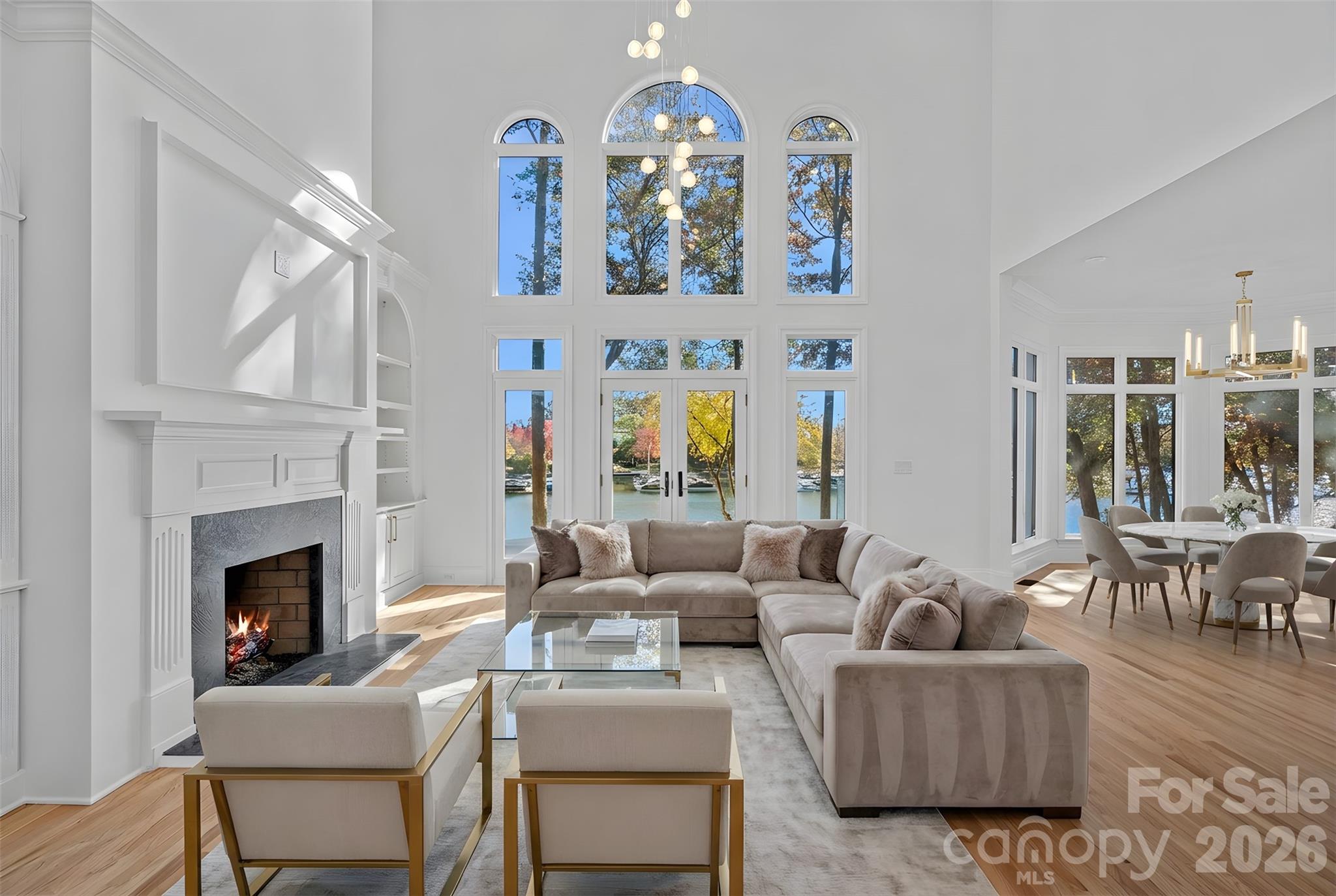 The Peninsula - Residential