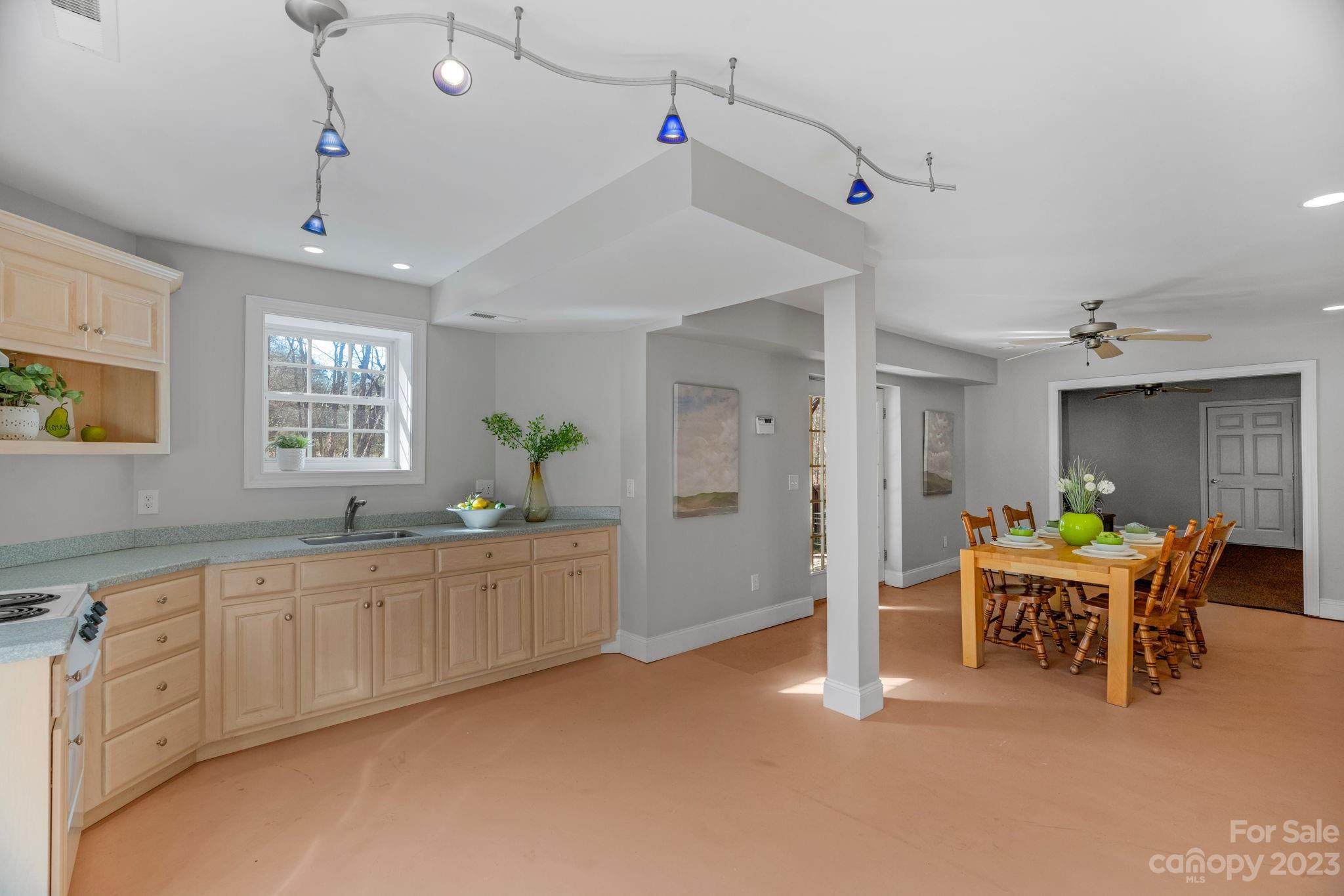 Walden Pond - Residential