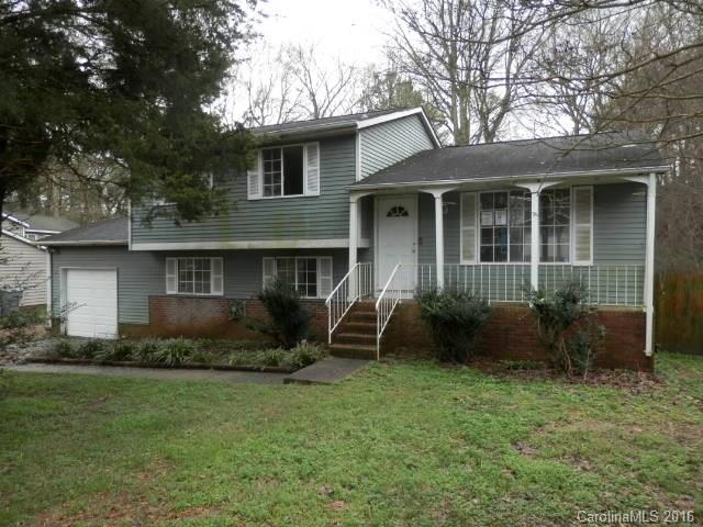 Split level with basement and 1 car garage. Tremendous amount of potential, just needs some love and your vision. Three bedrooms, 2 baths up. Half bath down. Laundry on lower level. Large, level backyard. FHA Uninsurable. Neither the seller nor its assigns makes any warranties in regards to the existence of mold, radon or lead based paint or the harmful effects thereof. Owner-occupants thru 02/16/2016. Opens to investors 02/17/16. Seller will make no repairs Case# 381-697720