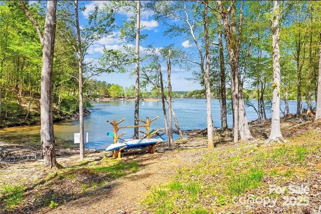 Lakeside Reserve - Land