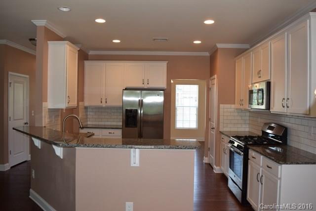 Stoneridge Lakes - Residential